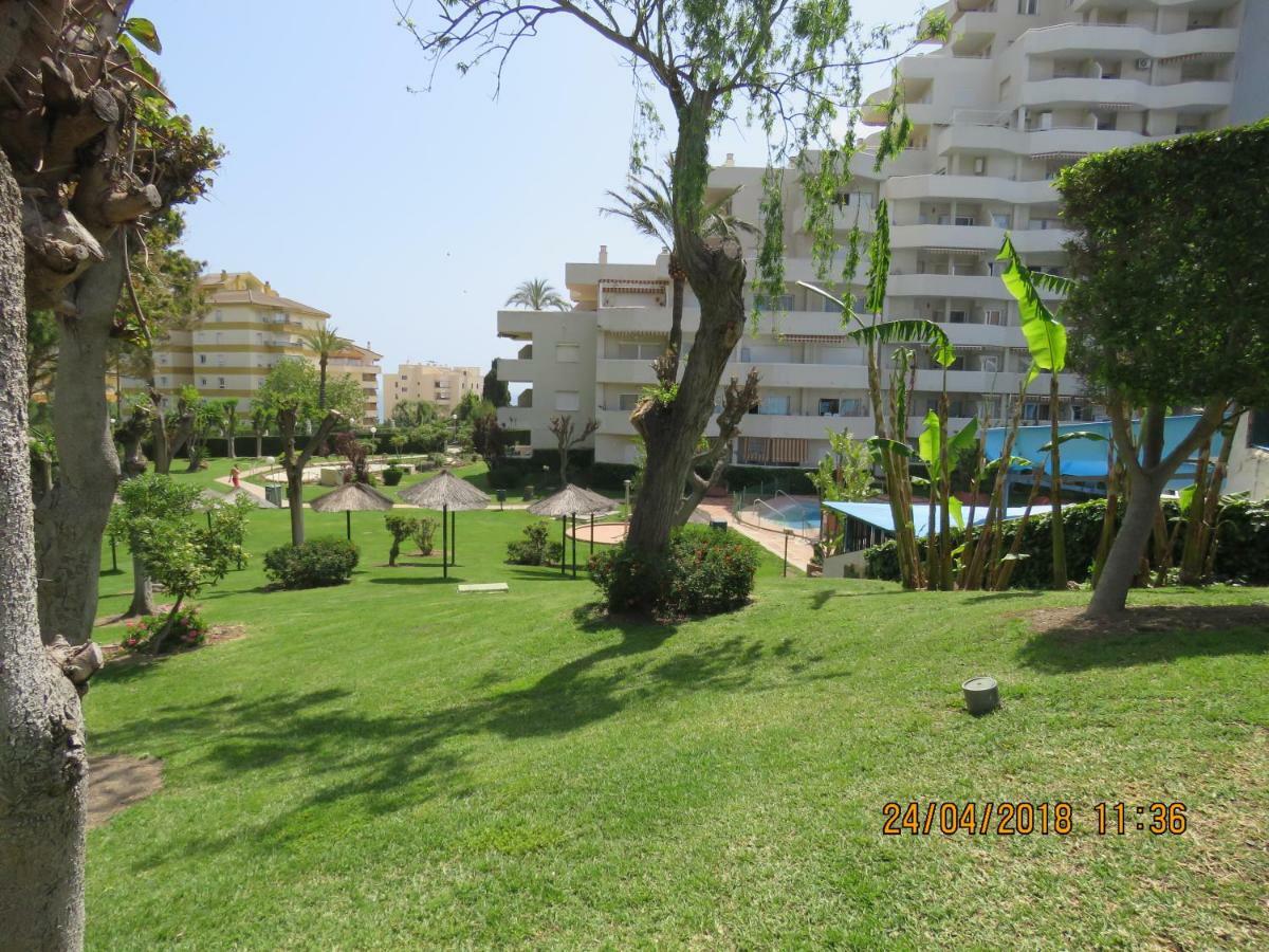 Benal Beach Apartment Бенальмадена Екстер'єр фото