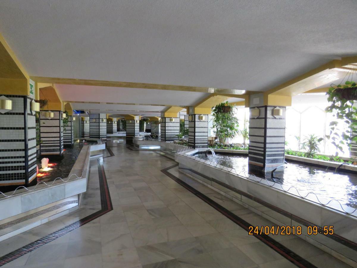 Benal Beach Apartment Бенальмадена Екстер'єр фото
